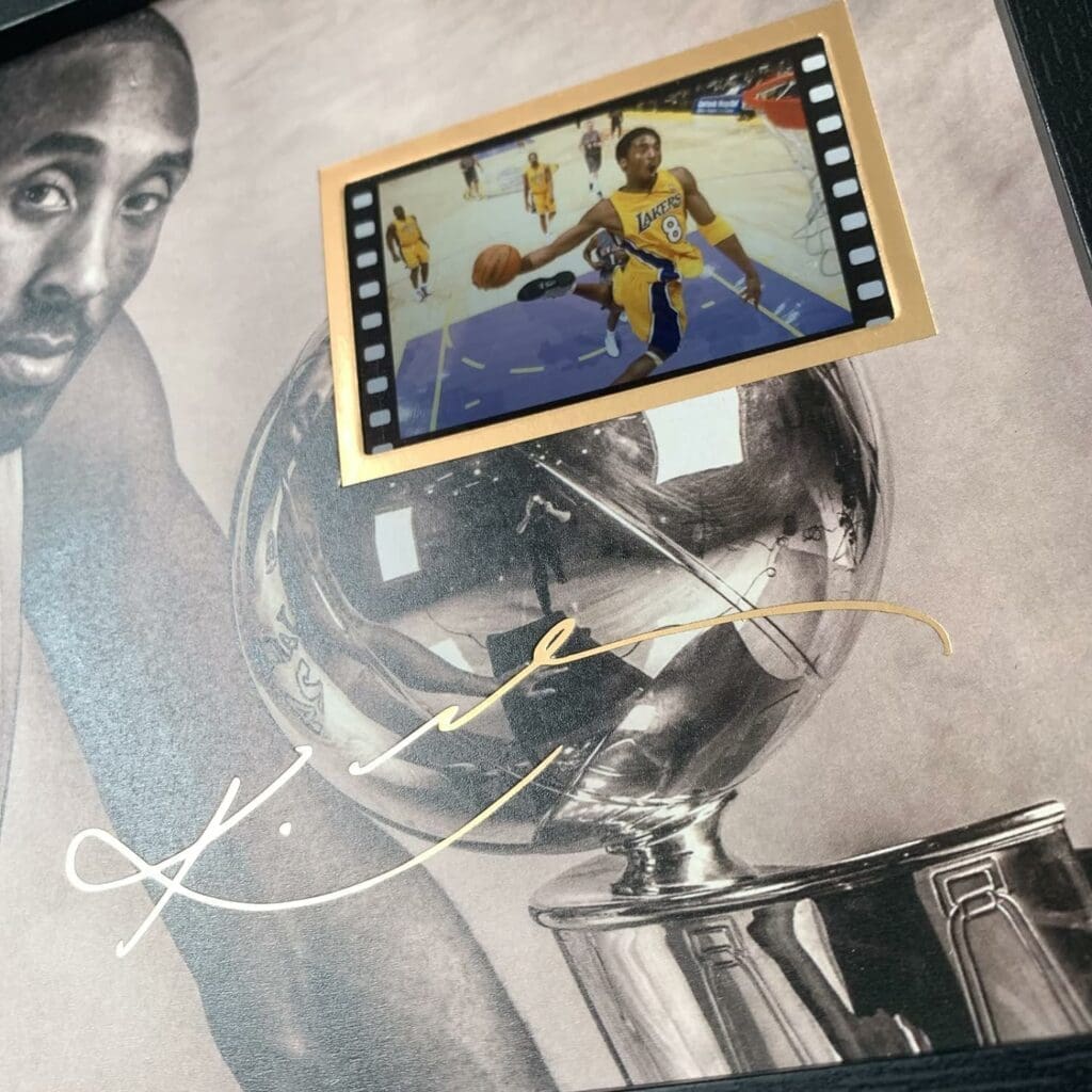 ORIMAMI Sport Superstar Kobe Bryant Poster Desktop Framed Photo Gift 8x6 Inches,with Signed and 1x35mm Film Mini Cell Display,Great Memorabilia Gift for Basketball Enthusiasts/Kobe Fans